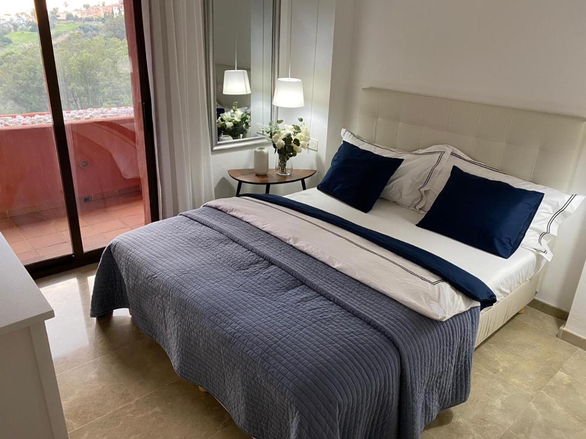 Appartement 15 First Line Penthouse With Wonderful Seaview Near Duquesa Golf Manilva Andalucia Extérieur photo
